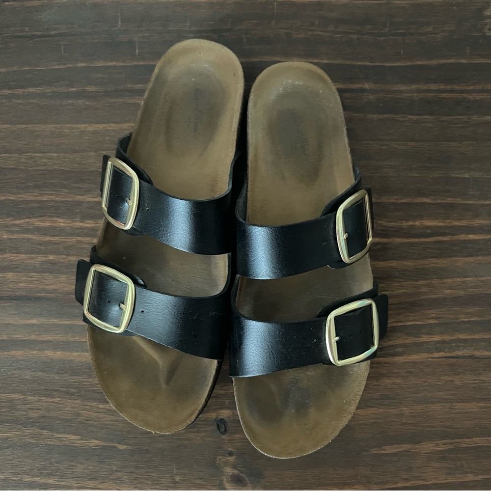 Black Universal Thread Sandals